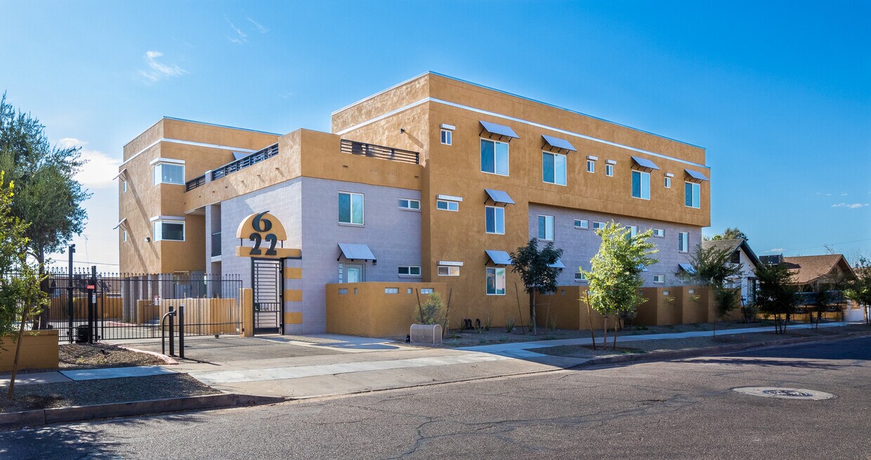 Multifamily $1.5M 18 Units